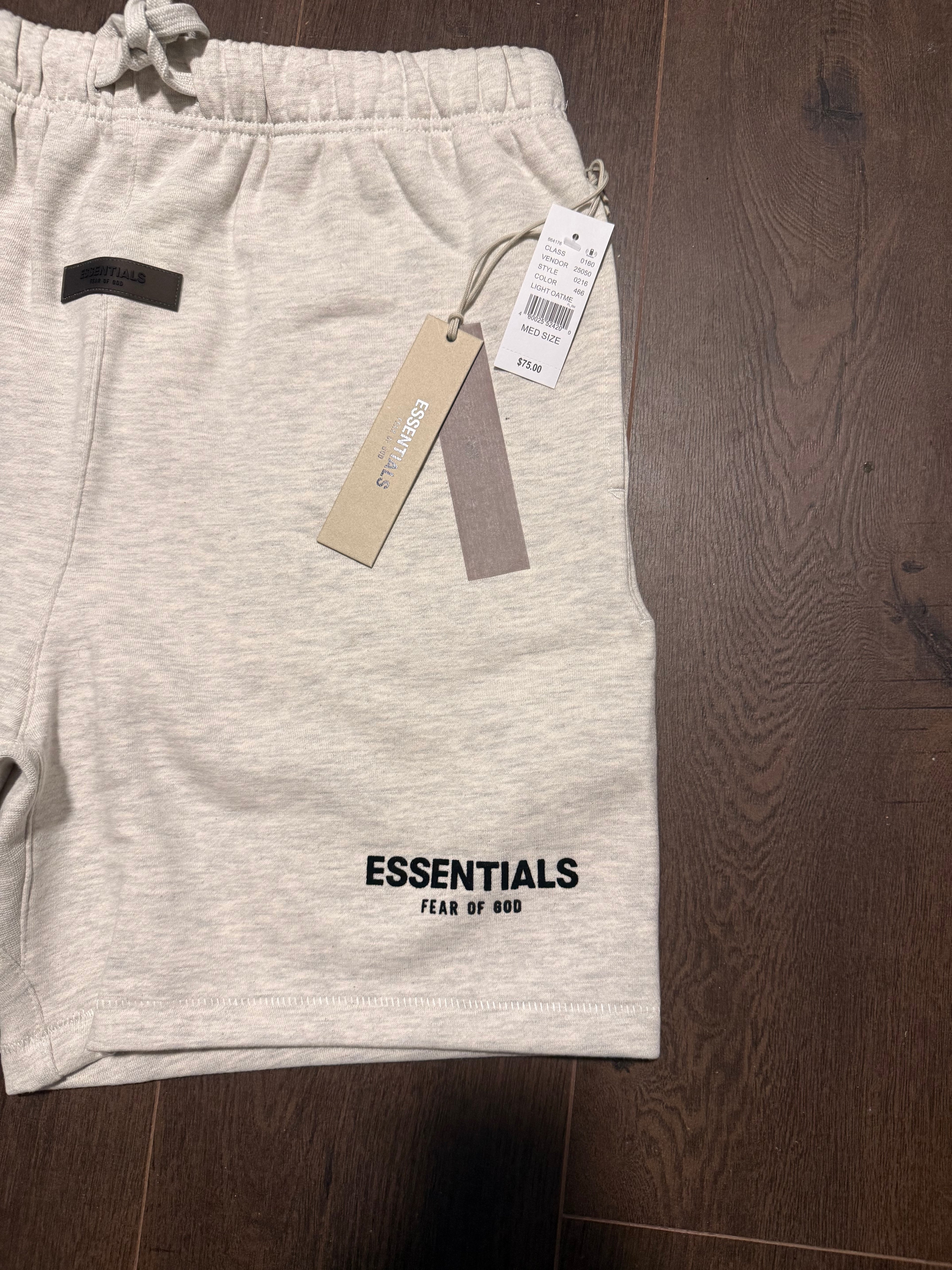 Essential light oat shorts