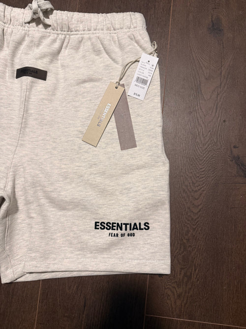 Essential light oat shorts