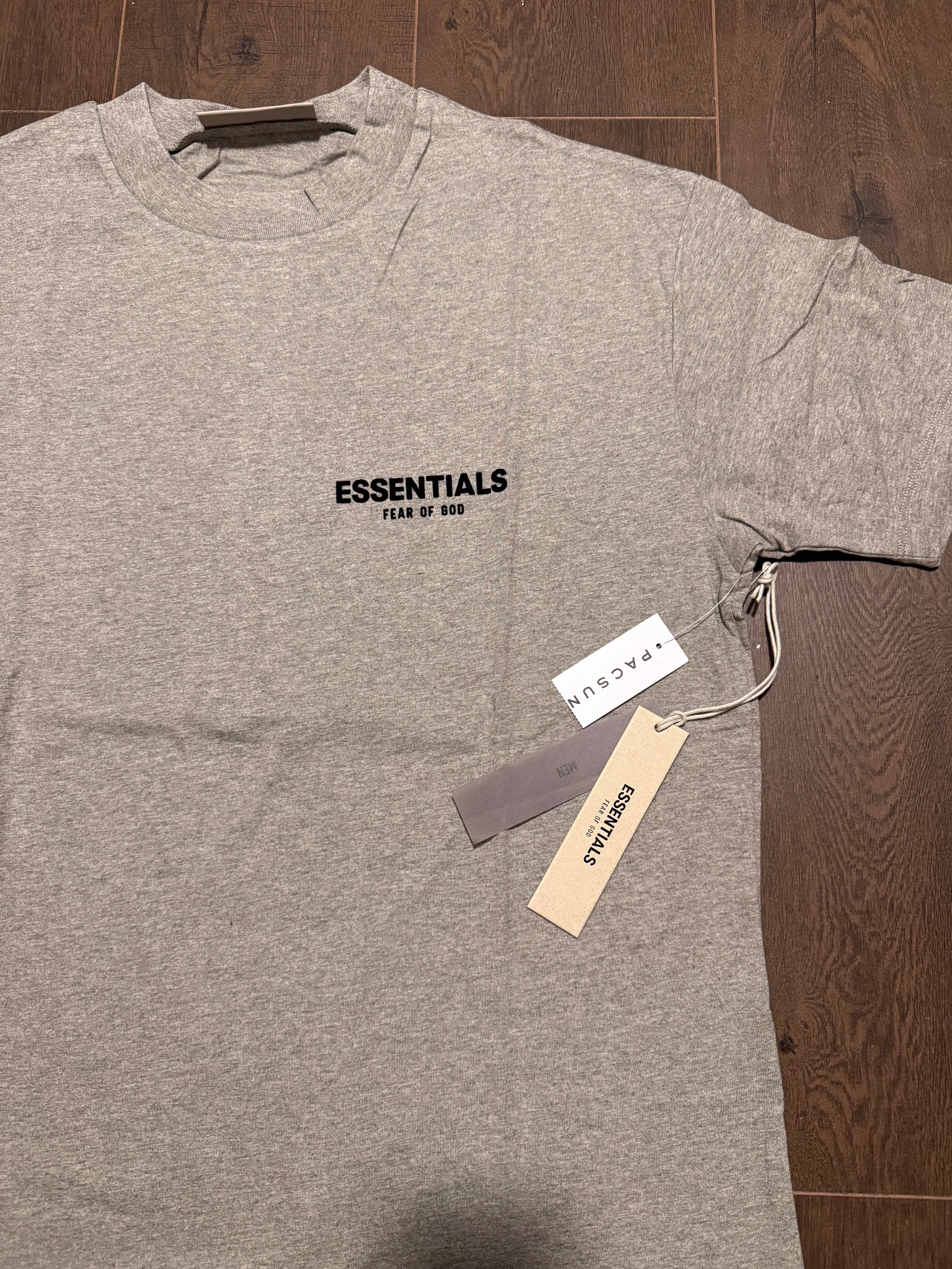 Essentials, dark oat T-shirt